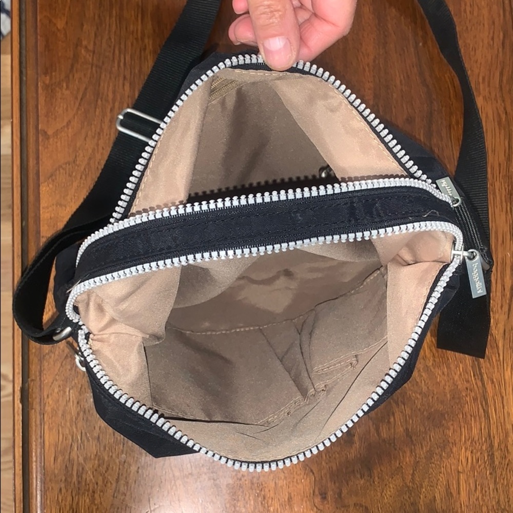 Baggallini Cross Body Bag - Picture 3 of 7